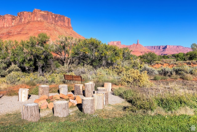 425 Amber Ln, Castle Valley, UT 84532 - view of mountain feature
