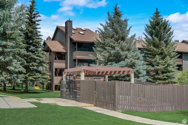 6861 N 2200 W Unit 9U, Park City, UT 84098 - view of building exterior featuring fence