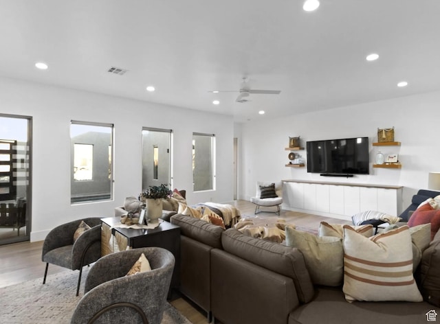 3193 S Hideaway Pl, Hurricane, UT 84737 - living area with visible vents, recessed lighting, light wood-style floors, and ceiling fan