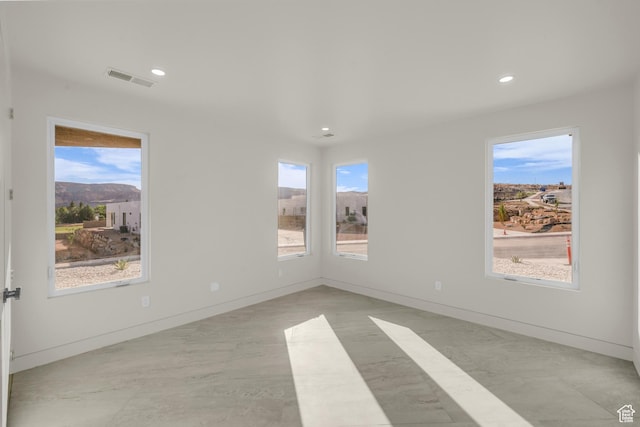 734 S 1220 W, Hurricane, UT 84737 - unfurnished room featuring recessed lighting, baseboards, and visible vents