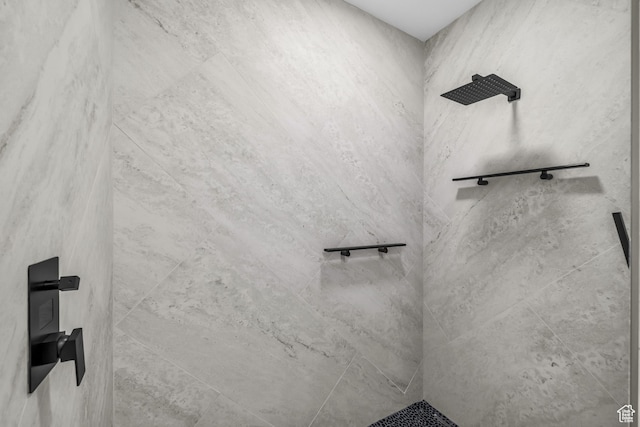 734 S 1220 W, Hurricane, UT 84737 - full bathroom featuring a tile shower