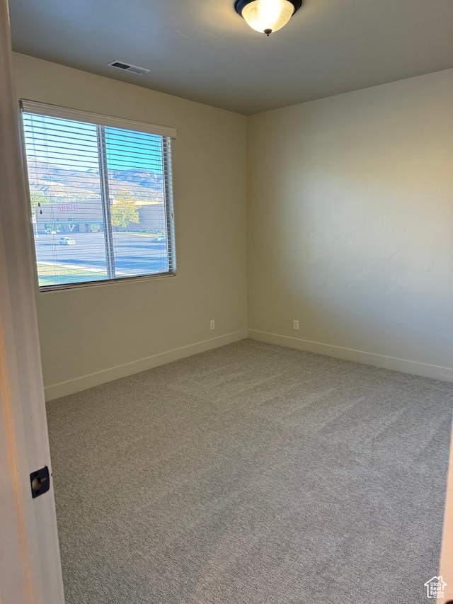 1260 N 200 W, Bountiful, UT 84010 - carpeted empty room featuring baseboards and visible vents