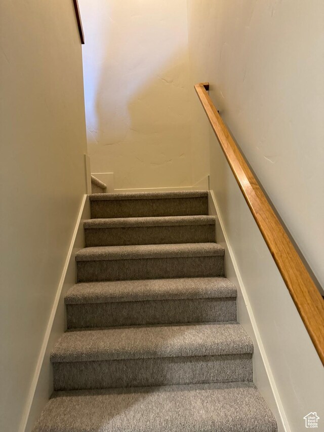 1260 N 200 W, Bountiful, UT 84010 - view of stairs