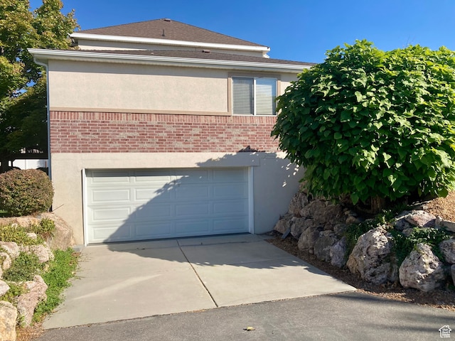 5046 W 4250 S, West Haven, UT 84401 - garage featuring concrete driveway