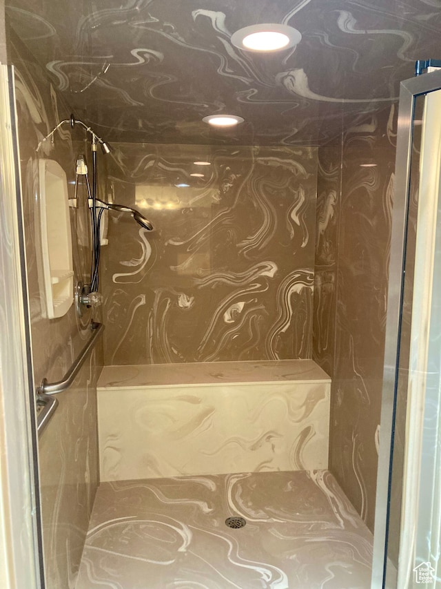 5046 W 4250 S, West Haven, UT 84401 - full bath with walk in shower