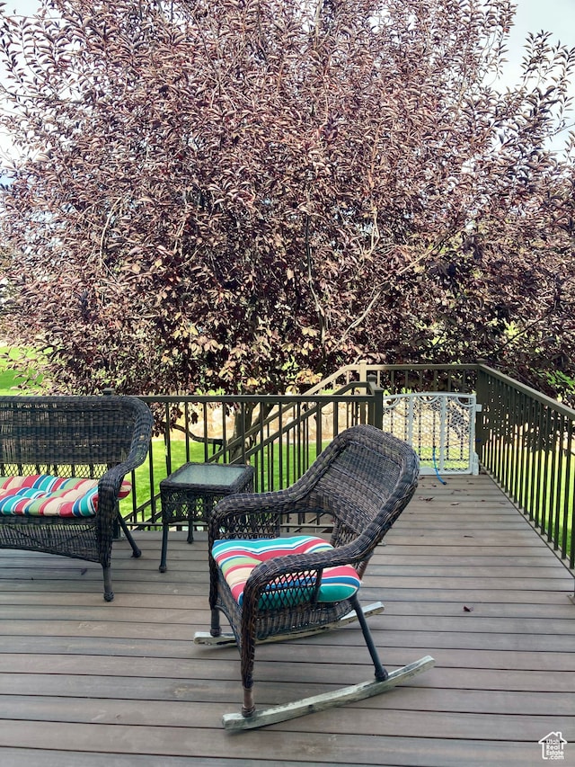 5046 W 4250 S, West Haven, UT 84401 - view of deck