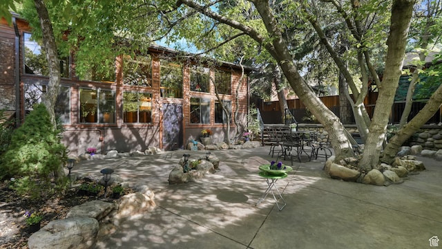 3640 E Aurora Cir, Salt Lake City, UT 84124 - view of patio with fence