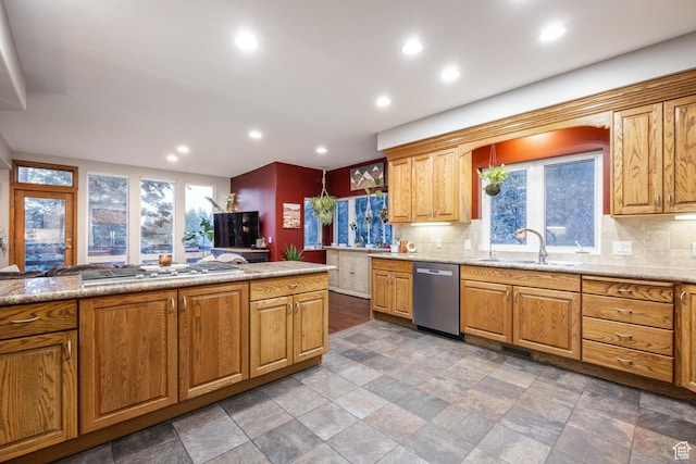 105 Paradise Rd, Summit Park, UT 84098 - kitchen with appliances with stainless steel finishes, a sink, backsplash, recessed lighting, and healthy amount of natural light