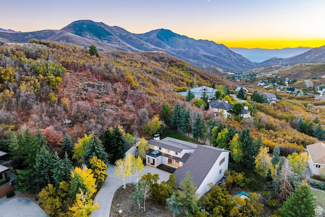 671 N Freeze Creek Cir, Emigration Canyon, UT 84108 - aerial view at dusk of a mountain view