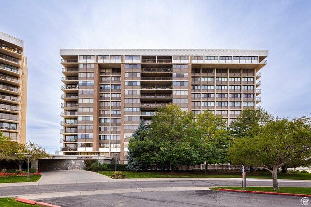 241 N Vine St W Unit 805W, Salt Lake City, UT 84103 - photo 24