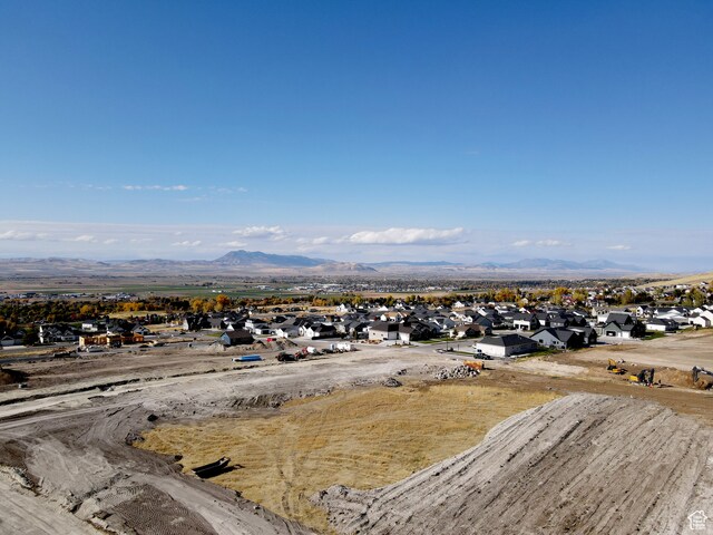 16 S 1100 E Unit 202, Hyde Park, UT 84318