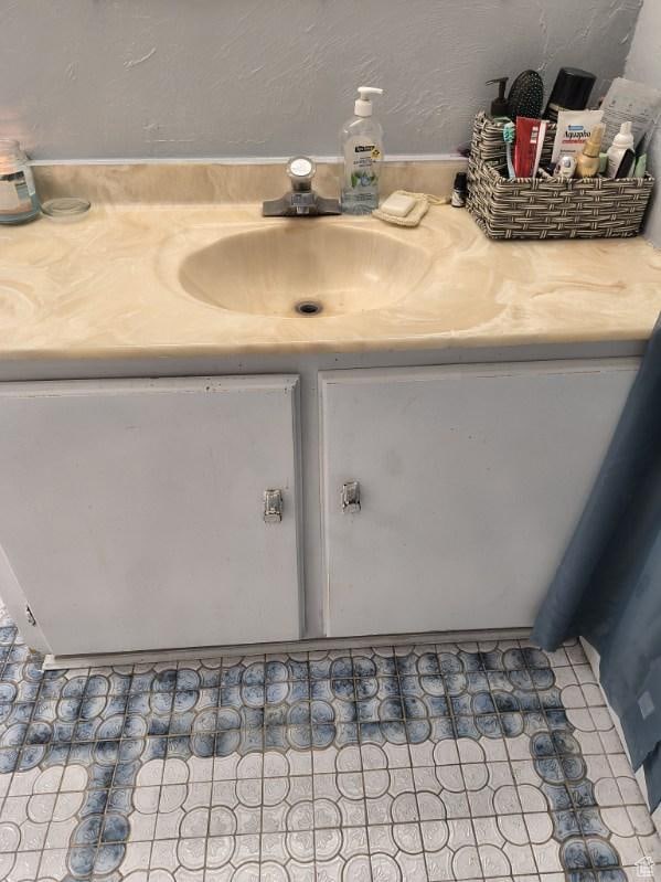 50 W 100 N, Salina, UT 84654 - bathroom with vanity and tile patterned flooring