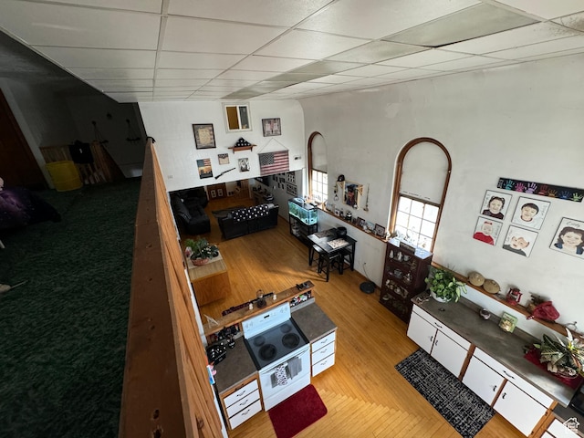 50 W 100 N, Salina, UT 84654 - living area with a drop ceiling, wood finished floors, and arched walkways