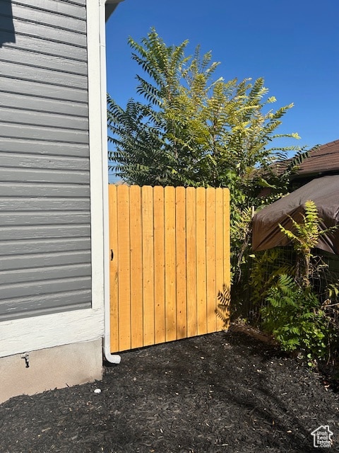 717 E Logan Ave, Salt Lake City, UT 84105 - exterior space