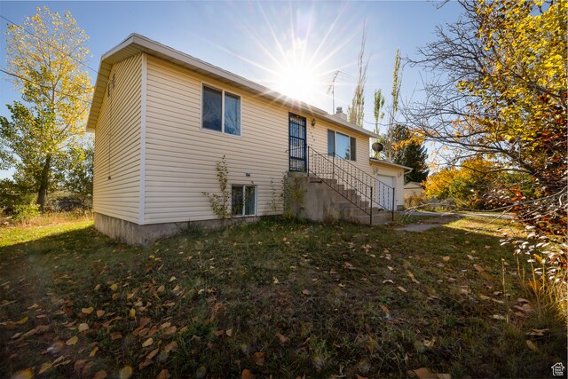 1390 N 500 W, Vernal, UT 84078 - back of house featuring a yard