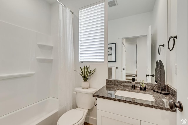 11211 S Clear Blue Dr, South Jordan, UT 84009 - full bathroom featuring vanity, toilet, and shower / bath combo
