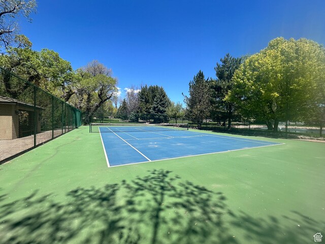 301 S Rachel Ln, New Harmony, UT 84757 - view of tennis court with fence