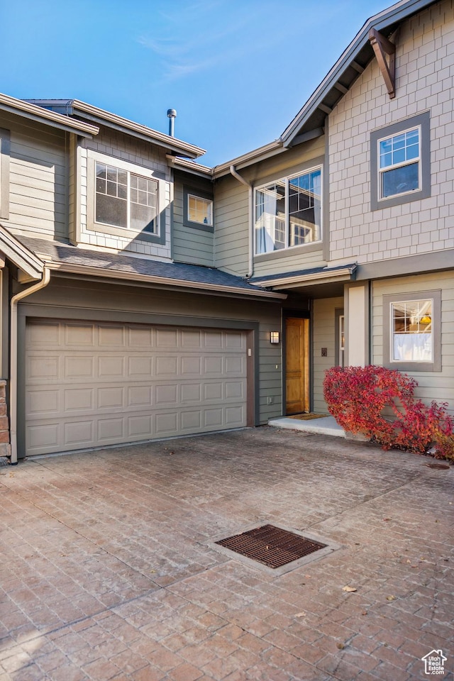 6042 N Fox Pointe Cir, Park City, UT 84098 - multi unit property featuring a garage and driveway