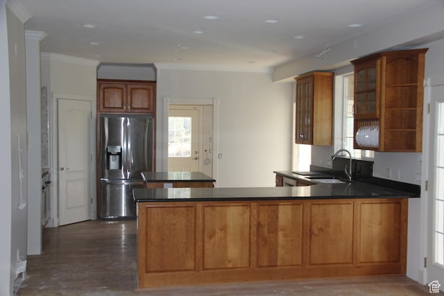 1627 W 950 S, Parowan, UT 84761 - kitchen featuring stainless steel refrigerator with ice dispenser, a sink, plenty of natural light, a peninsula, and crown molding