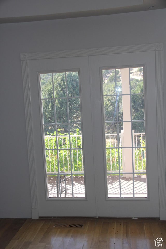 1627 W 950 S, Parowan, UT 84761 - doorway to outside with hardwood / wood-style flooring