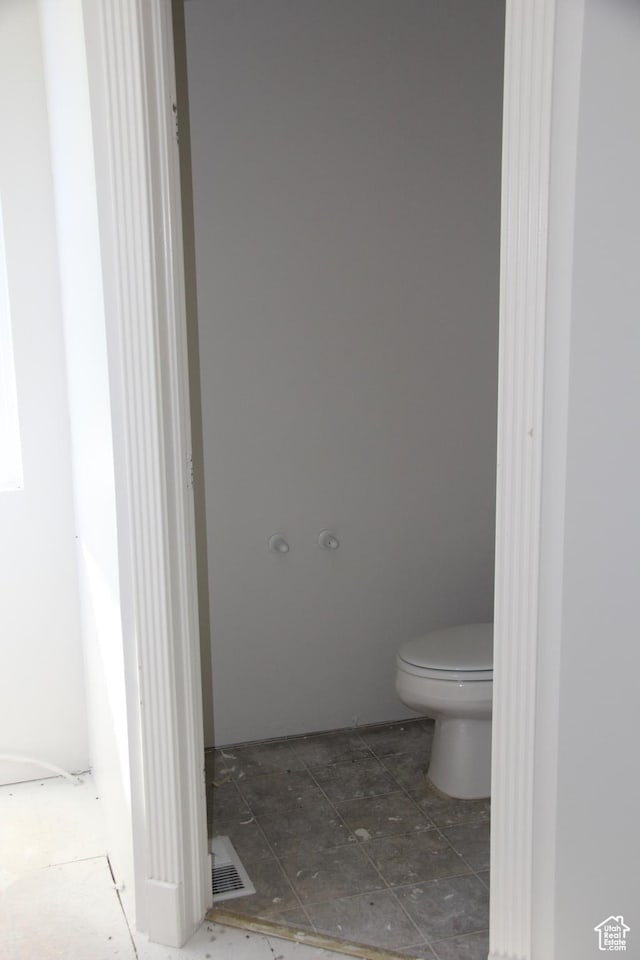 1627 W 950 S, Parowan, UT 84761 - bathroom with toilet