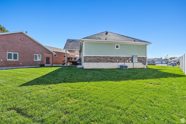 967 W Yamada Ct S, Syracuse, UT 84075 - rear view of property featuring a lawn