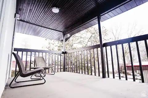 1065 E 22nd St, Ogden, UT 84401 - view of snow covered patio