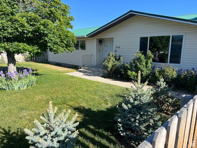 290 W 500 S, Manti, UT 84642 - ranch-style house with a front yard and metal roof
