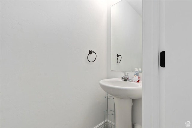 787 E 1950 S, Lehi, UT 84043 - bathroom with a sink