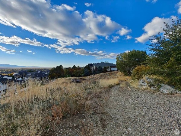 1653 N N Compton Rd, Farmington, UT 84025