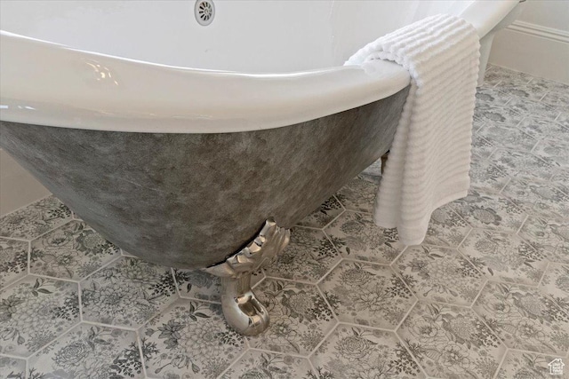 855 S 700 E, Salt Lake City, UT 84102 - bathroom view of a soaking tub