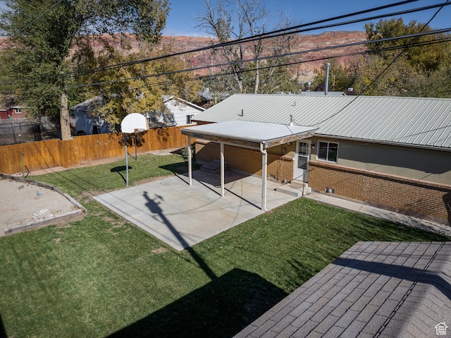 321 Park Rd, Moab, UT 84532 - view of yard featuring a patio area