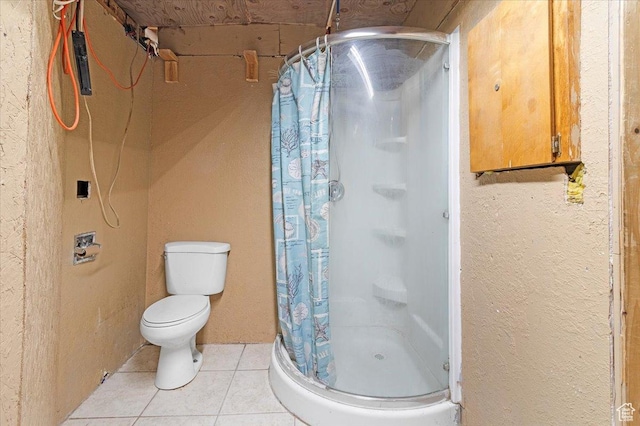165 S 200 W, Manti, UT 84642 - full bath featuring a stall shower, tile patterned floors, and a textured wall