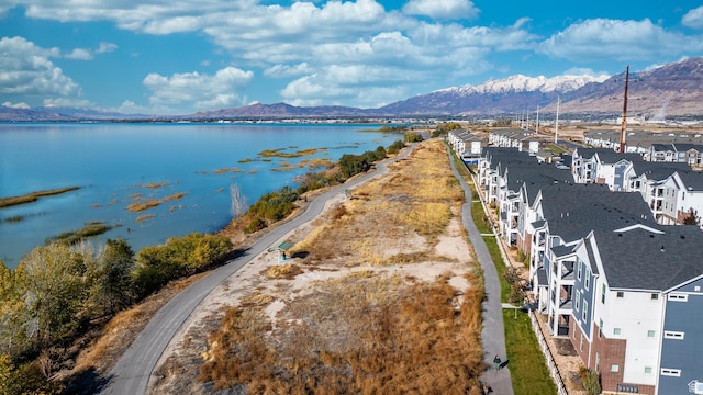 519 N Pintail Ln Unit C, Vineyard, UT 84059 - aerial perspective of suburban area with a water and mountain view