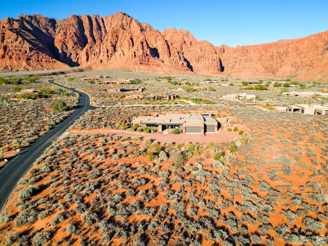 1748 N Cochise Dr, Ivins, UT 84738 - view of mountain background