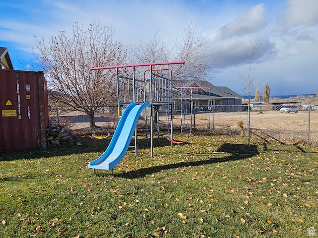 660 S 2500 W, Vernal, UT 84078 - view of playground with a yard