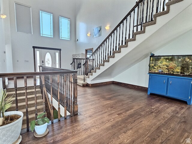 660 S 2500 W, Vernal, UT 84078 - entryway featuring a towering ceiling and dark wood-type flooring