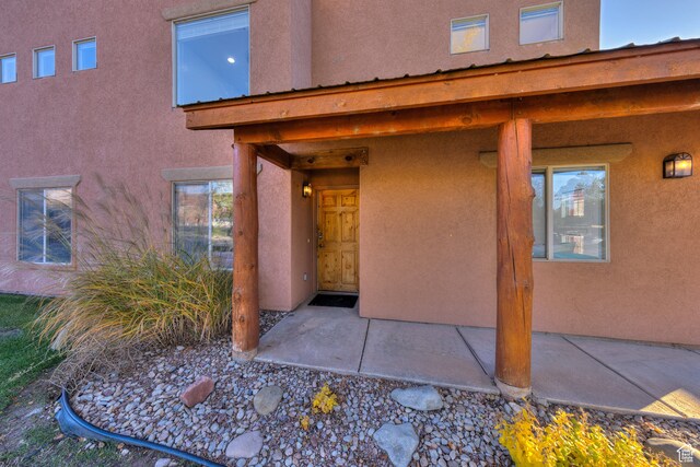 385 E Pueblo Ct, Moab, UT 84532 - view of doorway to property