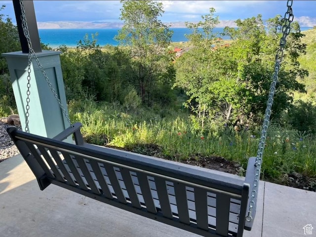 1400 N Cisco Cir, Garden City, UT 84028 - surrounding community featuring a water view