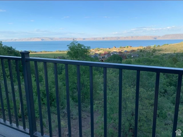 1400 N Cisco Cir, Garden City, UT 84028 - water view