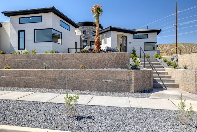 3967 N Hillside Way, Santa Clara, UT 84765 - contemporary home with stairway