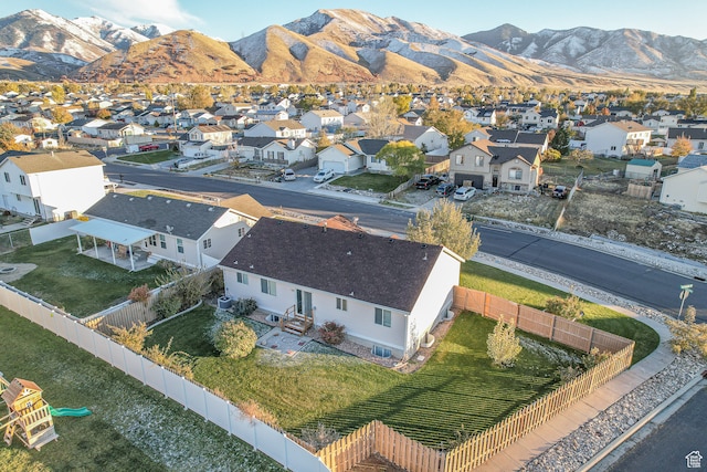 drone / aerial view featuring a mountain view