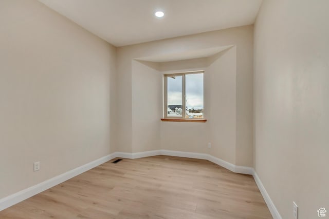 408 Rigdon St, Grantsville, UT 84029 - spare room with light wood-style flooring, baseboards, and recessed lighting