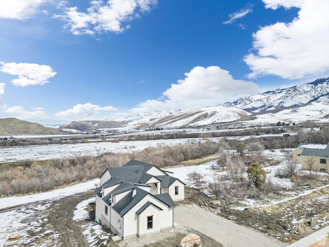 property view of mountains