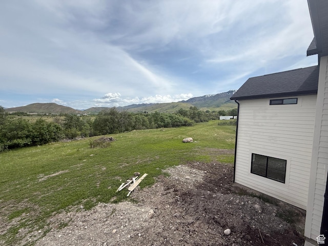 687 N Cherry Creek Pkwy, Richmond, UT 84333 - view of grassy yard featuring a mountain view