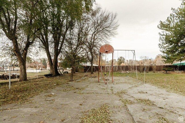 176 W 500 N, Malad City, ID 83252 - view of yard