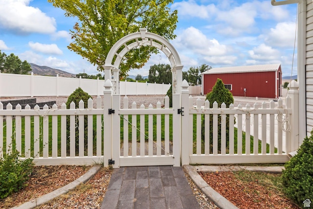 528 E 700 S Unit 4, Monroe, UT 84754 - gate featuring a fenced front yard and a mountain view