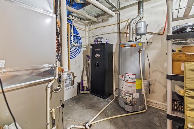 528 E 700 S Unit 4, Monroe, UT 84754 - utility room with gas water heater and heating unit
