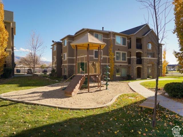 895 S Main St Unit E, Layton, UT 84041 - photo 19