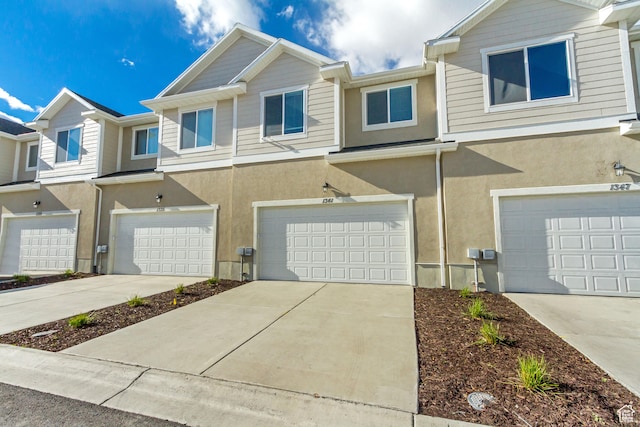 multi unit property with a garage